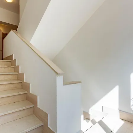 Trieste Bilo 3 - Myho Casa * 阿尔巴·阿德里亚蒂卡